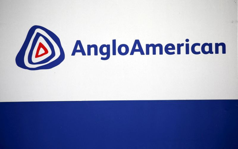Le logo d'Anglo American est visible à Rusternburg