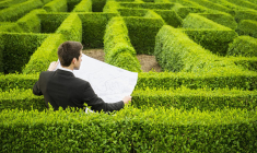 ETP, ETF, ETN, ETC… Derrière ces acronymes proches se cachent des produits financiers bien différents. Structures juridiques, risques, impacts: comment s’y retrouver dans l’univers de la gestion indicielle? ( crédit photo : Getty Images )