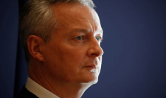 CORONAVIRUS: LE MAIRE ASSURE PSA ET RENAULT DE SON SOUTIEN