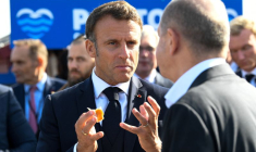 Olaf Scholz et Emmanuel Macron lors d'une réunion gouvernementale à Hambourg