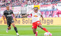 Un international ivoirien fait du pied au Paris Saint-Germain