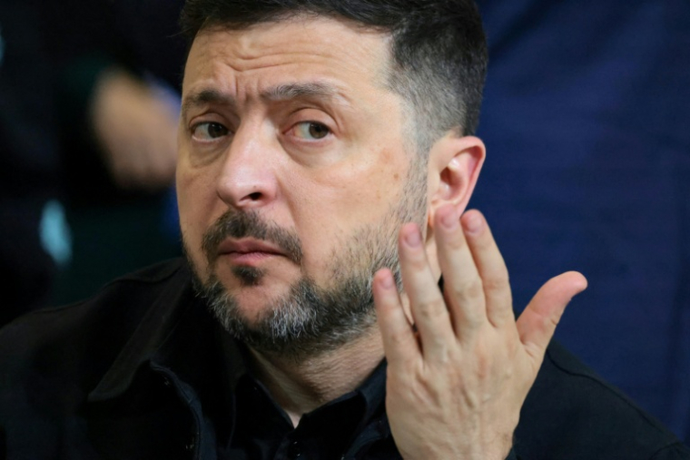 Le président ukrainien Volodymyr Zelensky à Erevan, le 4 mai 2026 en Arménie ( AFP / Ludovic MARIN )