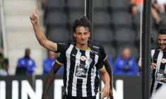 Rennes accueille son nouveau numéro 9