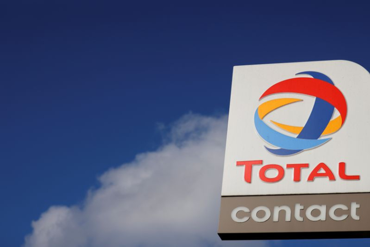 DES ASSOCIATIONS ALERTENT À NOUVEAU SUR LES PROJETS OUGANDAIS DE TOTAL