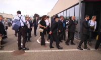 Le ministre de l'Intérieur Bruno Retailleau se rend au centre de rétention administrative de Metz-Queuleu (Moselle), alors qu'une quinzaine d'actions violentes ont été menées contre des prisons et des agents pénitentiaires ces dernières semaines. IMAGES ( AFPTV / Sebastien SAUGUES )