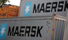 Le logo de Maersk sur des conteneurs stockés dans la Zona Franca de Barcelone