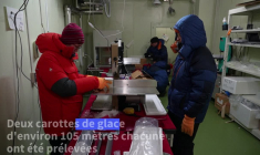Comment la "glace ancienne" pourrait aider les scientifiques à protéger les glaciers ( AFPTV / Atish PATEL )
