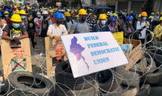 LA POLICE BIRMANE DISPERSE DES MANIFESTATIONS HOSTILES À LA JUNTE