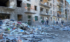 UKRAINE: QUATRE PERSONNES TUÉES DANS LE BOMBARDEMENT D'UN CENTRE HUMANITAIRE