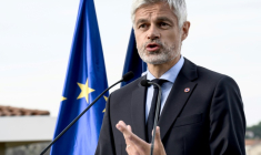 Laurent Wauquiez s'exprime après les résultats de l'élection du président du parti Les Républicains (LR) au Puy-en-Velay, le 18 mai 2025 ( AFP / JEAN-PHILIPPE KSIAZEK )
