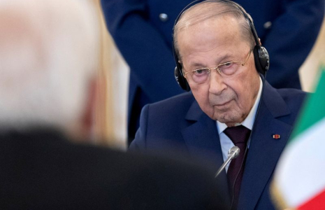 Photo d'archives du président libanais Michel Aoun lors d'une réunion à Rome