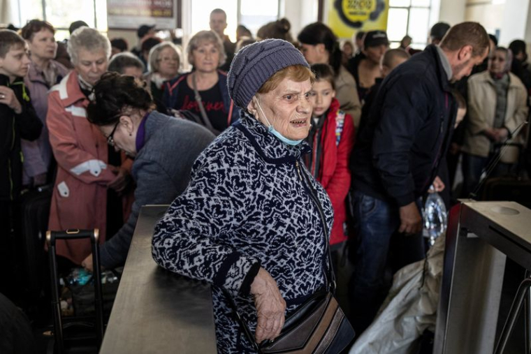 UKRAINE: LA RUSSIE FRAPPE KYIV ET LVIV APRÈS LE NAUFRAGE DE SON NAVIRE AMIRAL