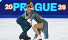 Laurence Fournier Beaudry et Guillaume Cizeron à Prague le 28 mars 2026 ( AFP / Michal Cizek )