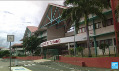 Emeutes en Nouvelle-Calédonie : "On ne lâche pas", assurent des indépendantistes