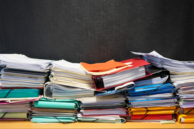 TAEG, informations relatives aux assurances, mentions obligatoires sur l’offre de prêt… Votre banque doit s’assurer de vous informer correctement. ( crédit photo : Getty Images )