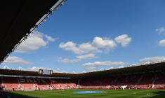 Les illuminations d'un pont font polémique à Southampton