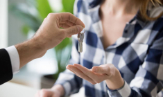 Conseils pour bien choisir le locataire de votre bien immo / iStock.com - fizkes