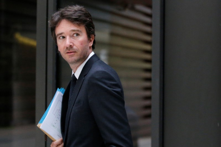 ANTOINE ARNAULT OFFICIELLEMENT CHARGÉ DE LA COMMUNICATION CHEZ LVMH
