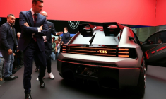 Le président du RN Jordan Bardella au Mondial de l'Auto à Paris le 16 octobre 2026 ( AFP / Thomas SAMSON )