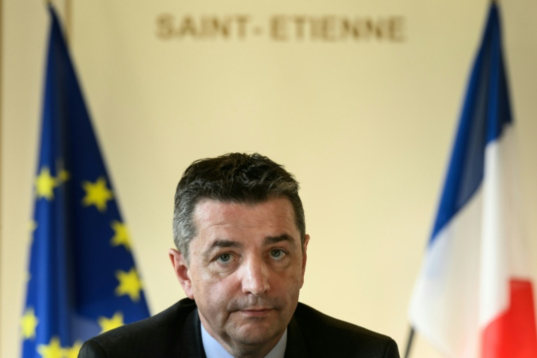 Le maire de Saint-Etienne, Gaël Perdriau, assiste à une conférence de presse, le 29 janvier 2024 à Saint-Etienne (Loire) ( AFP / JEFF PACHOUD )