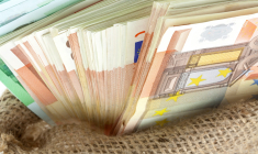 Conserver des liquidités sur son compte courant, est-ce réellement une si mauvaise idée ? ( © Unclesam - stock.adobe.com)