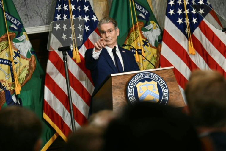 Le ministre américain des Finances Scott Bessent lors d'une conférence de presse le 24 août 2026 à Washington ( AFP / Kent NISHIMURA )