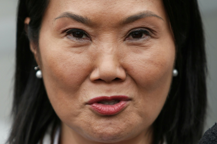 La candidate à l'élection présidentielle péruvienne du parti Fuerza Popular, Keiko Fujimori, s'adresse à la presse à Lima, le 19 juin 2026 ( AFP / STR )