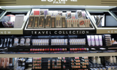 L'ORÉAL BRILLE DANS LE LUXE, DU MIEUX DANS LA DIVISION GRAND PUBLIC