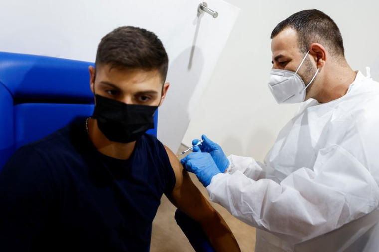 PLUS DE 80% DE LA POPULATION ITALIENNE DE PLUS DE 12 ANS VACCINÉE