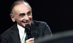 Le président de Reconquête, Eric Zemmour, à Paris le 25 novembre 2025 ( AFP / Thibaud MORITZ )