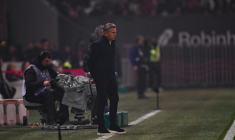 Claude Puel fustige la VAR