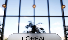 Logo de l'Oréal dans un bureau à Paris