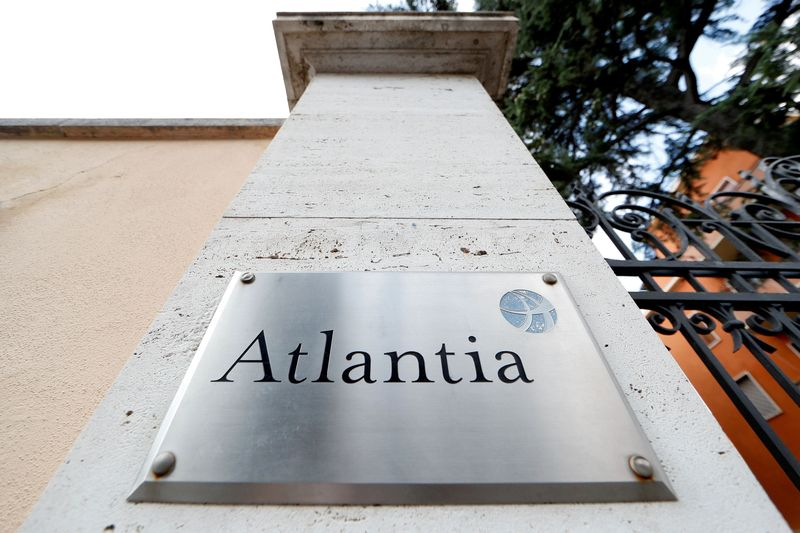 LE RACHAT D'ATLANTIA PAR LES BENETTON ET BLACKSTONE SERAIT SCELLÉ CETTE ANNÉE, DIT PRÉSIDENT