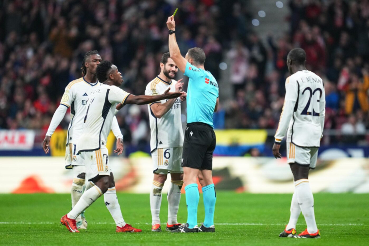 Real Madrid : au flop l'arbitre ?