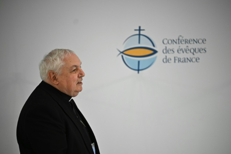 Le cardinal Jean-Marc Aveline, archevêque de Marseille et président de la Conférence des évêques de France, le 3 avril 2025 à Lourdes ( AFP / Lionel BONAVENTURE )