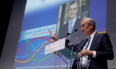 LA BCE NE DOIT PAS TROP DÉPENDRE DES MARCHÉS POUR L'INFLATION, DIT VILLEROY