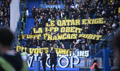 Tensions autour d'une banderole des ultras nantais au Parc des Princes