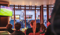 Vers une prolongation de l'ouverture des terrasses à Paris jusqu'à la fin de la Coupe du monde