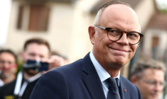 Édouard Philippe, maire du Havre et candidat du parti de droite Horizons à l'élection présidentielle  de 2027, arrive à la foire agricole de Châlons-en-Champagne, le 31 août 2026 dans la Marne ( AFP / Sameer AL-DOUMY )