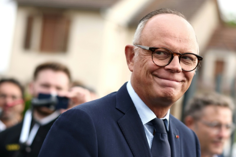 Édouard Philippe, maire du Havre et candidat du parti de droite Horizons à l'élection présidentielle  de 2027, arrive à la foire agricole de Châlons-en-Champagne, le 31 août 2026 dans la Marne ( AFP / Sameer AL-DOUMY )