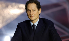 John Elkann, président du Conseil d'administration de Stellantis, le 10 février au sommet sur l'IA à Paris. ( AFP / Ludovic MARIN )