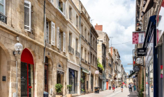 Faut-il un DPE particulier pour le bâti ancien ?-iStock-JJFarquitectos