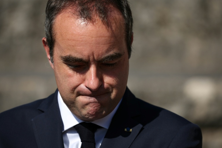 Le Premier ministre Sébastien Lecornu à Suresnes, dans la banlieue ouest de Paris, le 18 juin 2026 ( POOL / Simon WOHLFAHRT )
