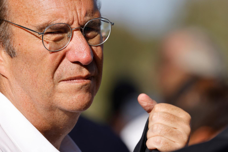 Xavier Niel, à Alger, le 26 août 2023 ( AFP / LUDOVIC MARIN )