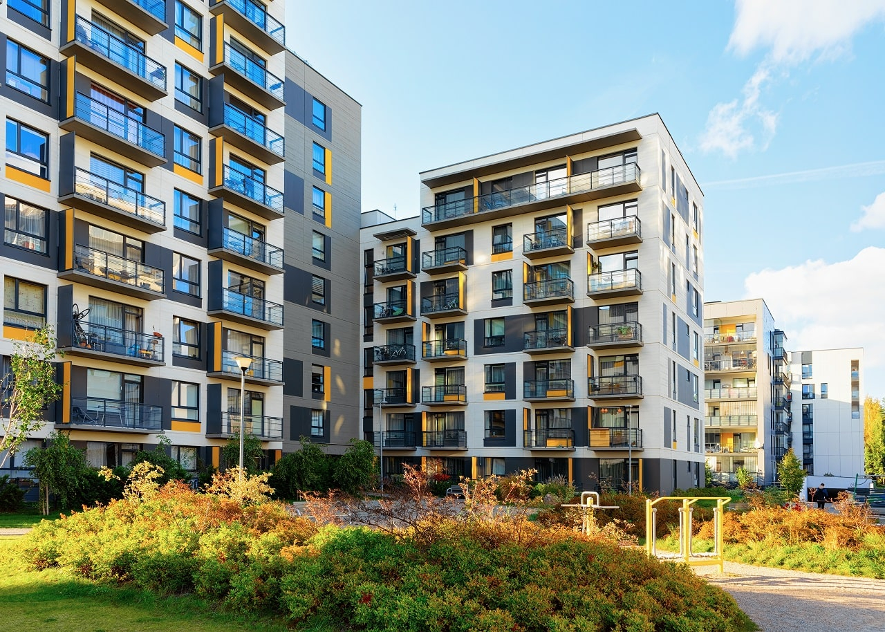 Le DPE collectif devient progressivement obligatoire pour les copropriétés de toutes tailles (Crédits: Adobe Stock)