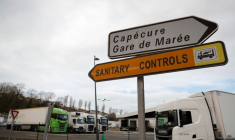 PÊCHE: LA FRANCE MENACE DE RETARDER UN ACCORD FINANCIER AVEC LONDRES