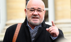 Le secrétaire confédéral du syndicat Force ouvrière (FO) Michel Beaugas, au ministère du Travail à Paris le 21 novembre 2022. ( AFP / BERTRAND GUAY )