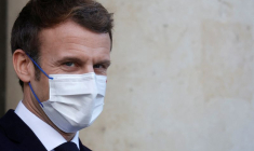 MACRON DIT ASSUMER TOTALEMENT SES PROPOS SUR LES NON-VACCINÉS