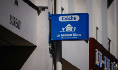 Le syndicat national des professionnels de la petite enfance a porté plainte contre le groupe de crèches privées La Maison bleue pour "des pratiques potentiellement frauduleuses" ( AFP / Dimitar DILKOFF )