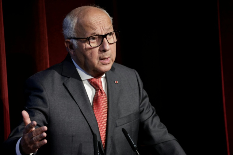 Laurent Fabius, président de la COP 21, s'exprime lors d'une conférence internationale sur le climat dans le cadre de la présidence française du G7, le 4 mai 2026 à Paris ( AFP / STEPHANE DE SAKUTIN )